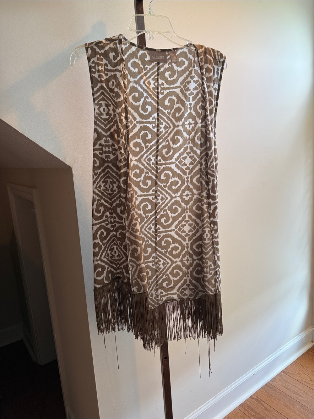 Chico's Taupe & White Geometric Fringe Vest